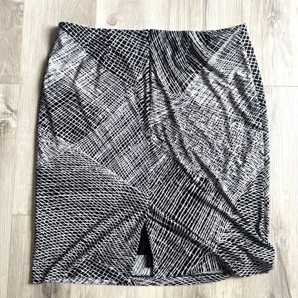 Jones Studio Separates Black & White Zip Up Skirt Size 16 - Picture 3 of 7